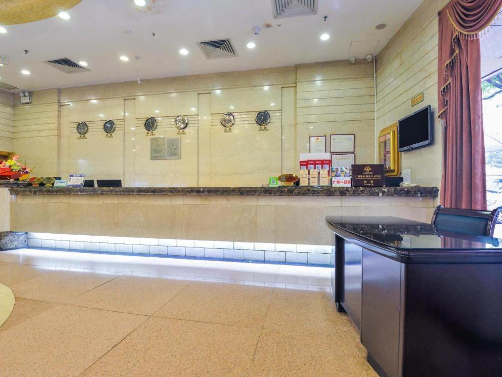 New World Hotel Guangzhou Buitenkant foto